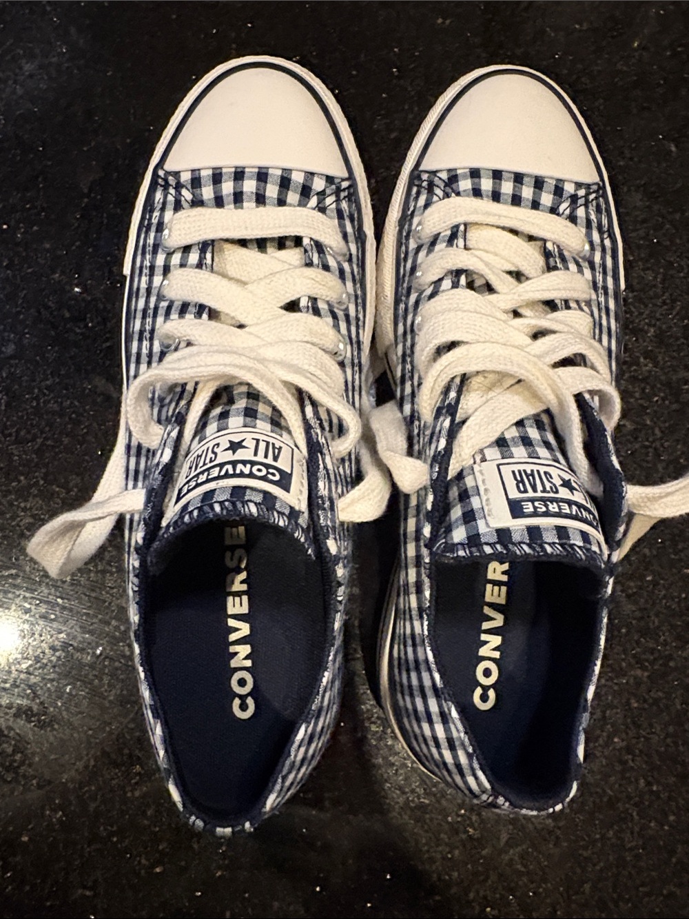 WOMEN'S CONVERSE CHUCK TAYLOR ALL STAR LIFT OX GINGHAM PLATFORM SNEAKERS - Picture 4 of 9